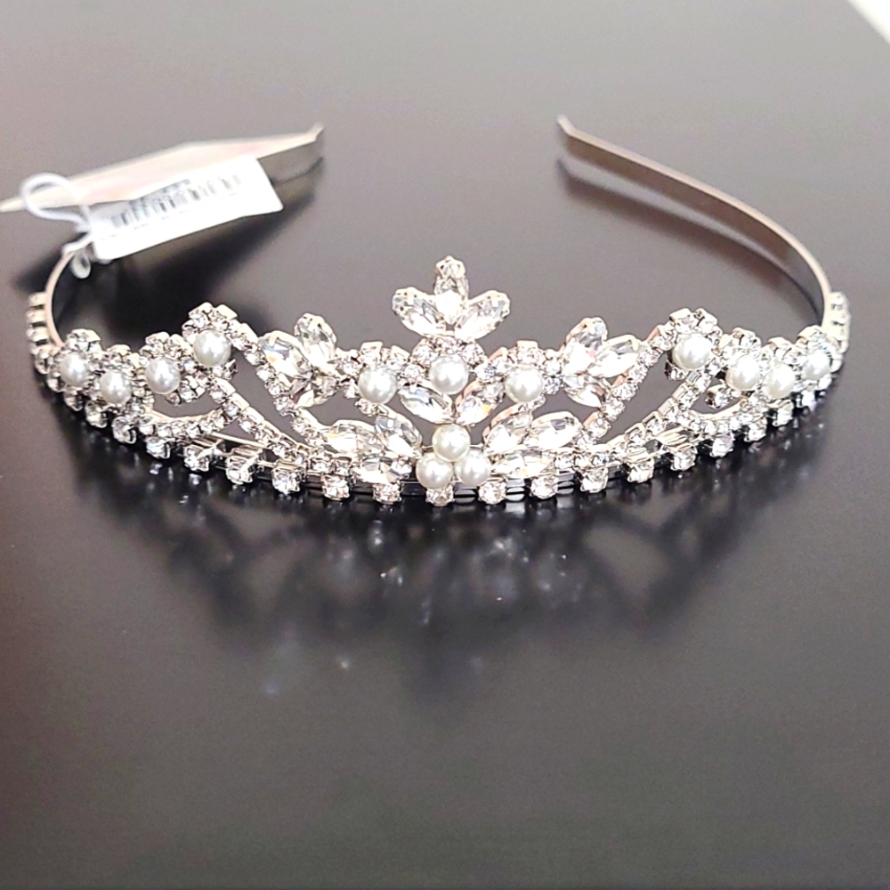 David's Bridal Flower Girl Tiara